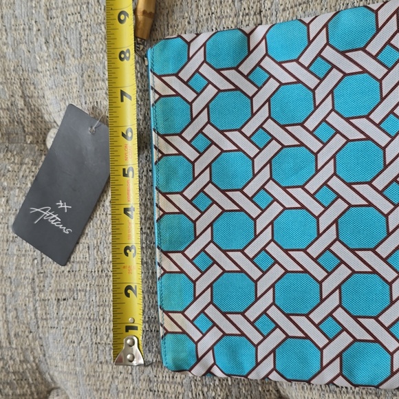 ATTICUS BRAND WOMEN'S TEAL BLUE ZIPPERED COSMETIC BAG POUCH - Picture 8 of 9